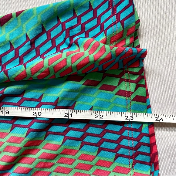 Y2K Guess Multicolor Geometric Halter Dress - Picture 9 of 12